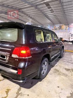 تويوتا لاندكروزر